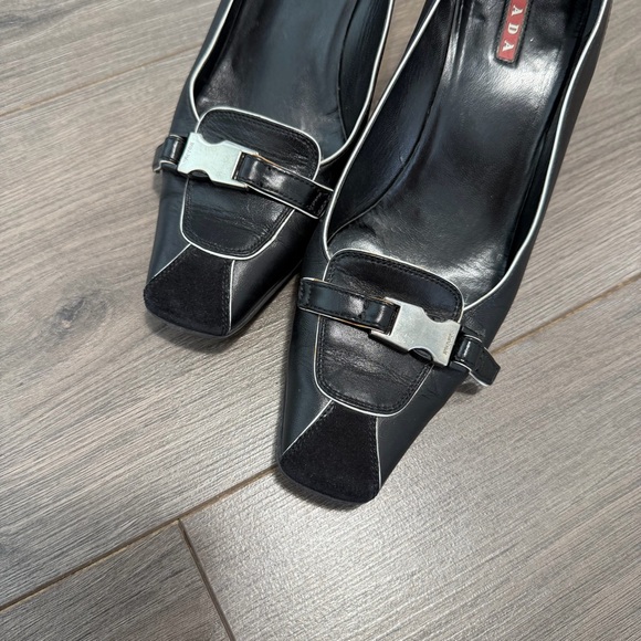 Prada Black Leather Square-Toe Low-heel pumps - Picture 4 of 10